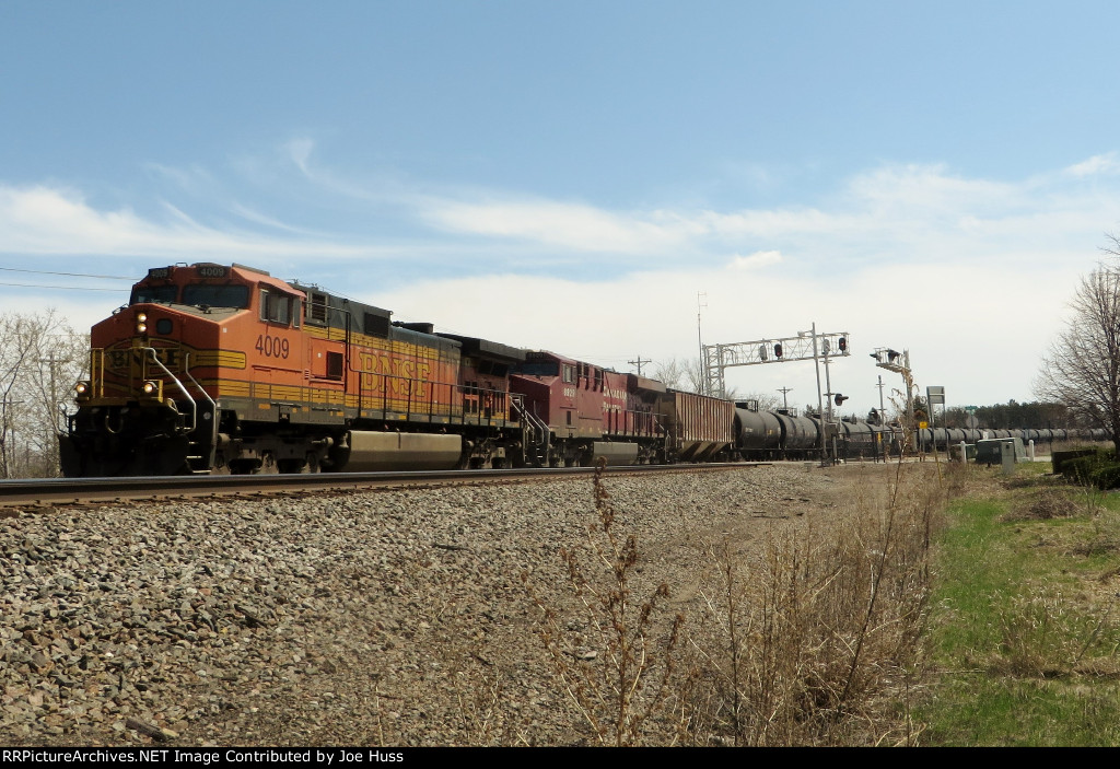 BNSF 4009 West